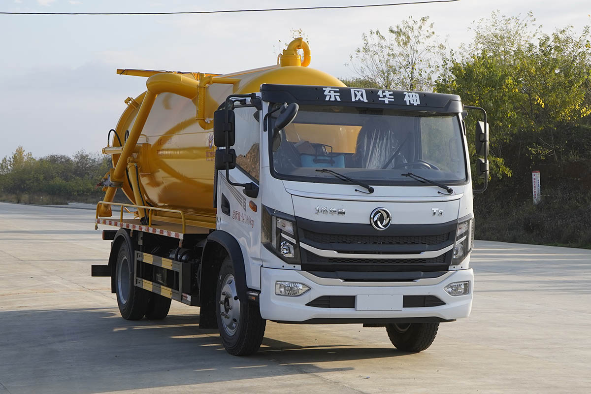 KLF5141GXWE6型吸污車