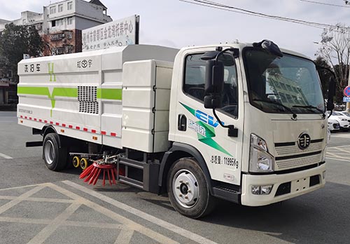 HYS5120TXSBEV型純電動(dòng)洗掃車(chē)